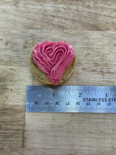 Load image into Gallery viewer, Heart Kitty Cake