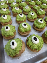 Load image into Gallery viewer, Monster pupcake