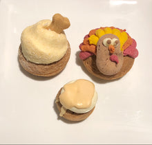 Load image into Gallery viewer, Mashed Paw-tato Cupcake