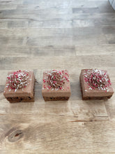 Load image into Gallery viewer, Valentines Brownie
