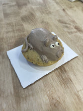 Load image into Gallery viewer, Mouse Cake for Cats
