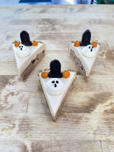 Load image into Gallery viewer, Ghost in the graveyard Cake Slice
